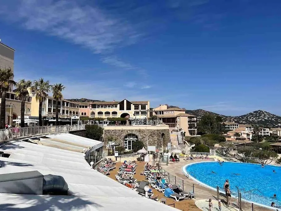 Appart Vue Mer Et Esterel-Piscine Saint-Raphael  0*, Saint-Raphael (Var) France