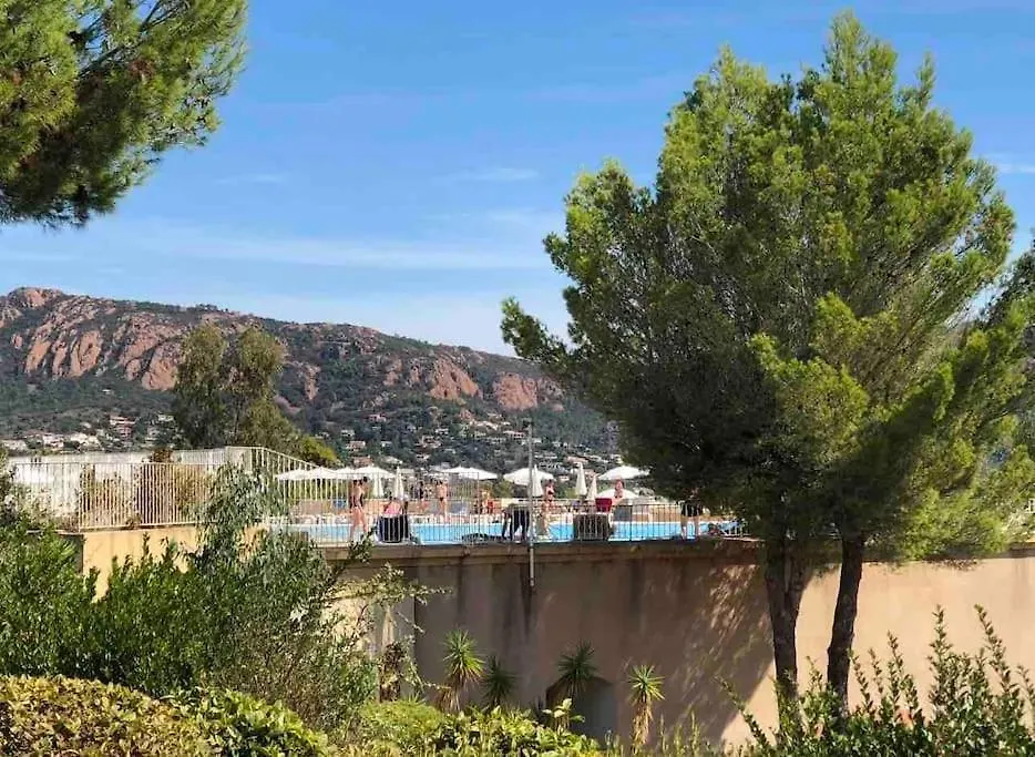 Appart Vue Mer Et Esterel-Piscine Saint-Raphael  France